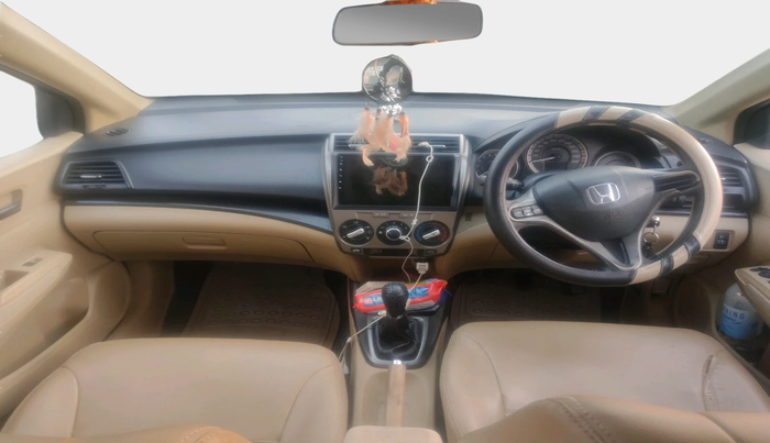 2013 Honda City 1.5L I-VTEC S MT, Petrol, Manual, 1,33,540 km, interior