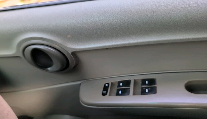2012 Mahindra Quanto C4, Diesel, Manual, 1,42,772 km, interior