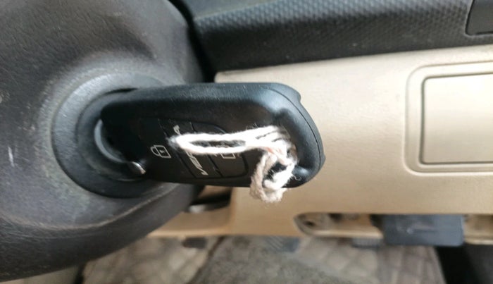 2012 Hyundai Verna FLUIDIC 1.6 CRDI EX, Diesel, Manual, 77,849 km, interior