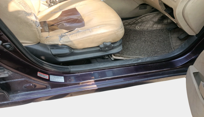 2012 Hyundai Verna FLUIDIC 1.6 CRDI EX, Diesel, Manual, 77,849 km, interior