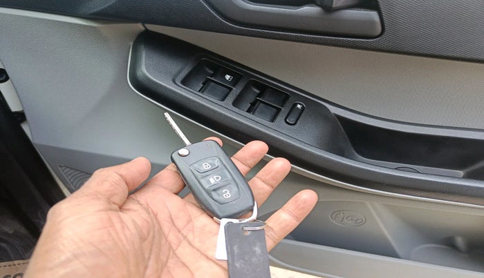 2022 Tata Tiago XT PETROL, Petrol, Manual, 36,283 km, interior