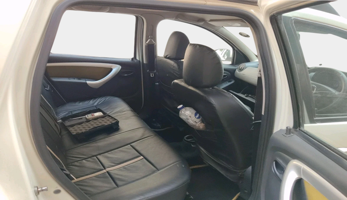 2014 Renault Duster 110 PS RXL DIESEL, Diesel, Manual, 1,36,000 km, interior