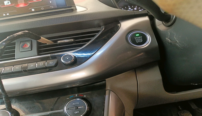 2017 Tata NEXON XZ PLUS DIESEL DUAL TONE, Diesel, Manual, 55,478 km, interior