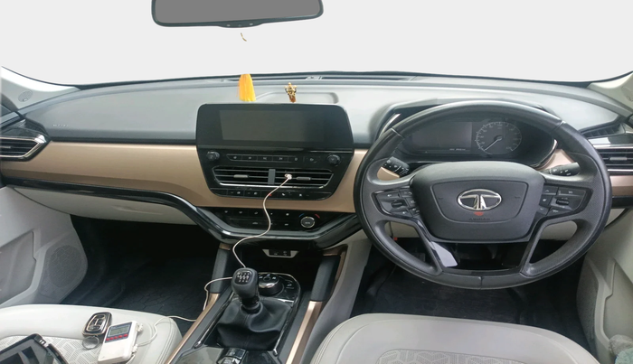2022 Tata Harrier XZ PLUS 2.0L, Diesel, Manual, 37,512 km, interior