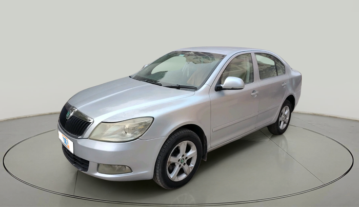 2011 Skoda Laura ELEGANCE 2.0 TDI CR AT, Diesel, Automatic, 1,02,235 km, exterior