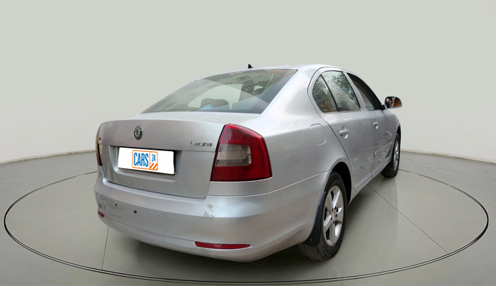 2011 Skoda Laura ELEGANCE 2.0 TDI CR AT, Diesel, Automatic, 1,02,235 km, exterior