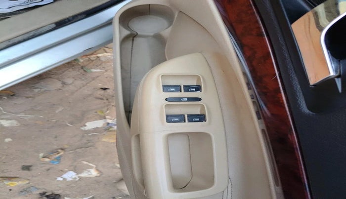 2011 Skoda Laura ELEGANCE 2.0 TDI CR AT, Diesel, Automatic, 1,02,235 km, interior