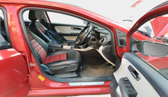 2021 Tata ALTROZ XZ PLUS I-TURBO PETROL, Petrol, Manual, 35,467 km, interior