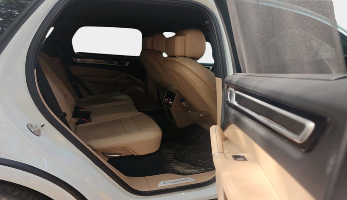2021 Porsche Cayenne V6 TIPTRONIC, Petrol, Automatic, 32,740 km, interior