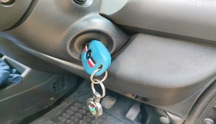 2016 Renault Kwid RXT 1.0 AMT, Petrol, Automatic, 64,098 km, interior