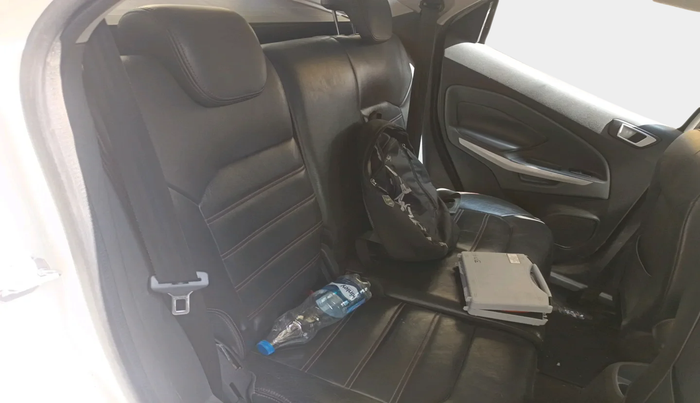 2013 Ford Ecosport TITANIUM 1.5L DIESEL (OPT), Diesel, Manual, 1,22,828 km, interior