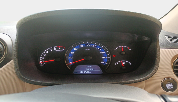 2014 Hyundai Xcent SX 1.2, Petrol, Manual, 70,758 km, interior