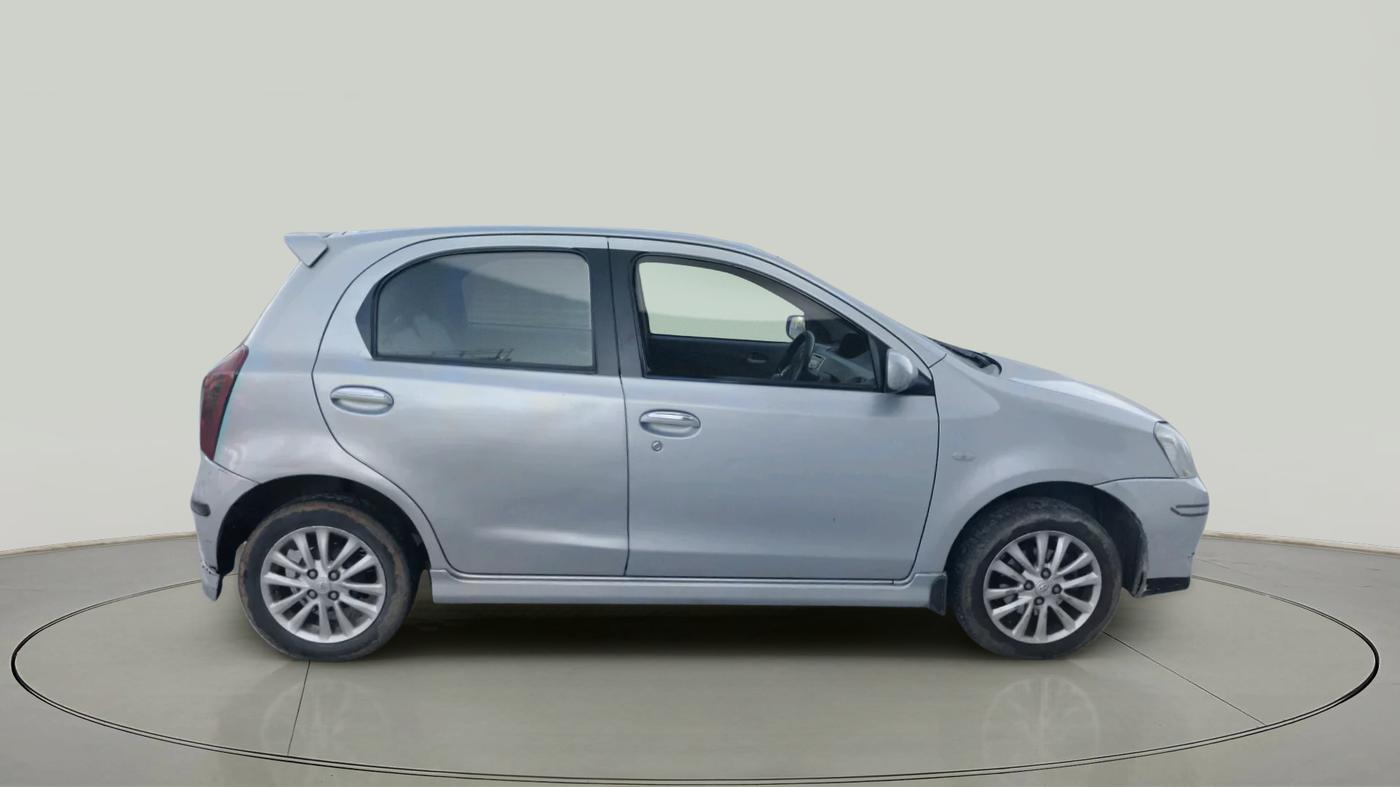 2011 Toyota Etios Liva VX, Petrol, Manual, 1,44,956 km, exterior