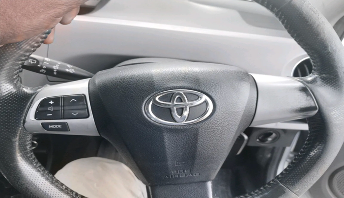 2011 Toyota Etios Liva VX, Petrol, Manual, 1,44,736 km, interior