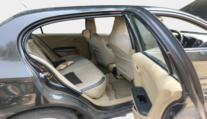 2015 Honda Amaze 1.5L I-DTEC S, Diesel, Manual, 79,687 km, interior