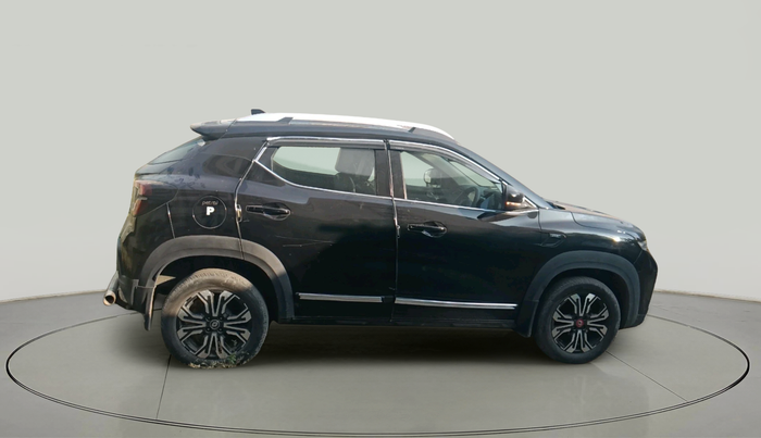 2022 Renault Kiger RXZ MT, Petrol, Manual, 29,391 km, exterior