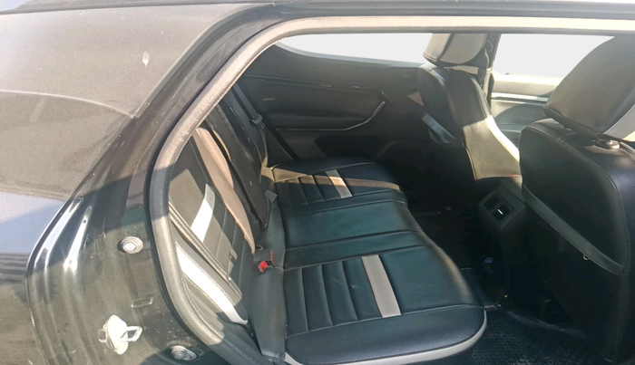 2022 Renault Kiger RXZ MT, Petrol, Manual, 29,391 km, interior