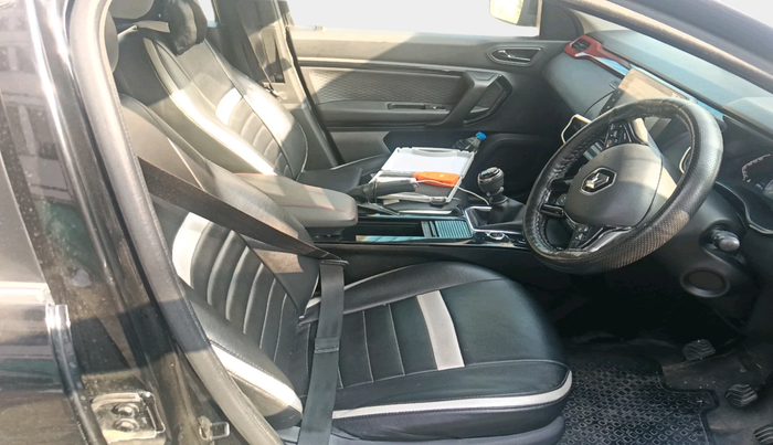 2022 Renault Kiger RXZ MT, Petrol, Manual, 29,391 km, interior