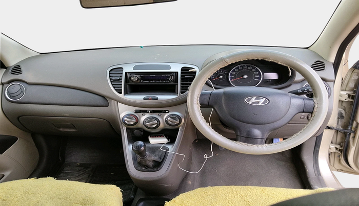 2011 Hyundai i10 MAGNA 1.2, Petrol, Manual, 63,938 km, interior