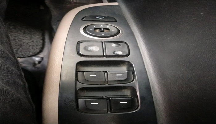 2017 Hyundai Grand i10 ASTA 1.2 KAPPA VTVT, Petrol, Manual, 1,55,955 km, interior