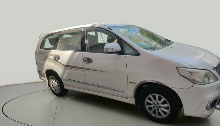 2014 Toyota Innova 2.5 ZX 7 STR, Diesel, Manual, 3,12,500 km, exterior