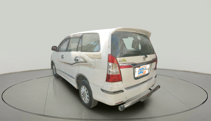 2014 Toyota Innova 2.5 ZX 7 STR, Diesel, Manual, 3,12,500 km, exterior