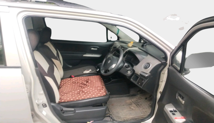 2011 Maruti Wagon R 1.0 LXI, Petrol, Manual, 72,766 km, interior