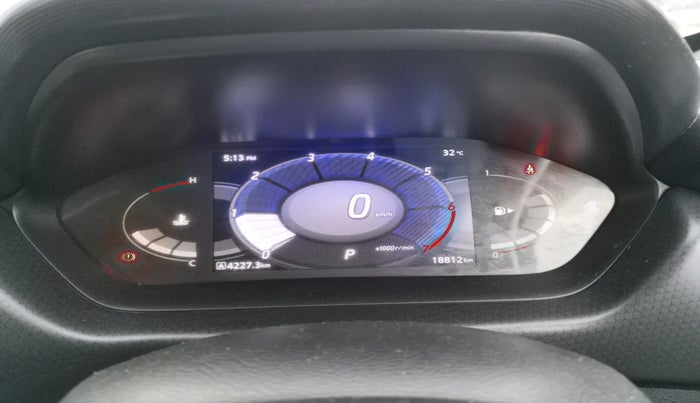 2022 Nissan MAGNITE XV PREMIUM TURBO CVT, Petrol, Automatic, 18,812 km, interior