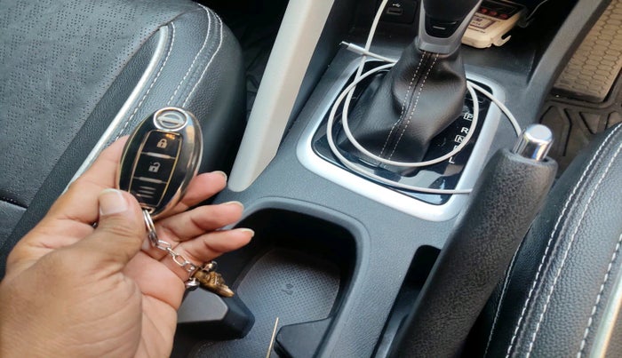 2023 Nissan MAGNITE XV TURBO CVT, Petrol, Automatic, 17,428 km, interior