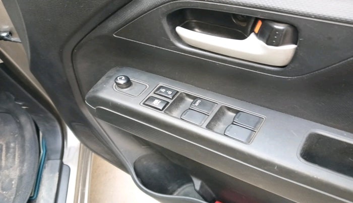 2022 Maruti New Wagon-R ZXI 1.2, Petrol, Manual, 54,440 km, interior