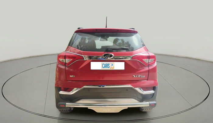 2020 Mahindra XUV300 W8 (O) 1.5 DIESEL, Diesel, Manual, 75,351 km, exterior