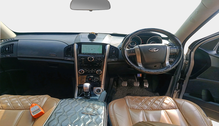 2021 Mahindra XUV500 W11, Diesel, Manual, 86,522 km, interior