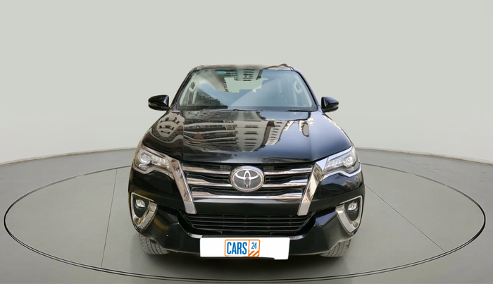 2018 Toyota Fortuner 2.7 4X2 AT, Petrol, Automatic, 1,00,414 km, exterior