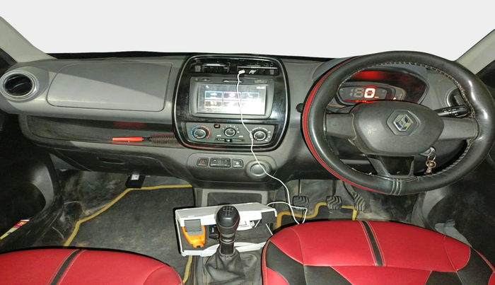 2018 Renault Kwid RXT 0.8, Petrol, Manual, 1,01,108 km, interior