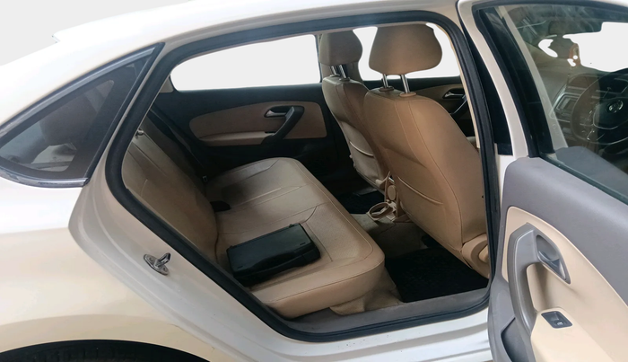 2015 Volkswagen Vento HIGHLINE 1.5 AT, Diesel, Automatic, 84,451 km, interior