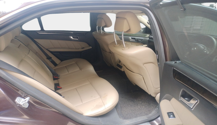 2013 Mercedes Benz E Class E 220 CDI avantgarde, Diesel, Automatic, 93,975 km, interior