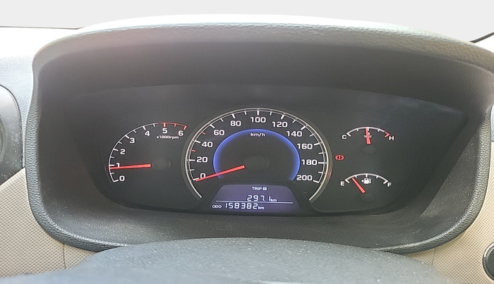 2013 Hyundai Grand i10 SPORTZ 1.1 CRDI, Diesel, Manual, 1,58,382 km, interior