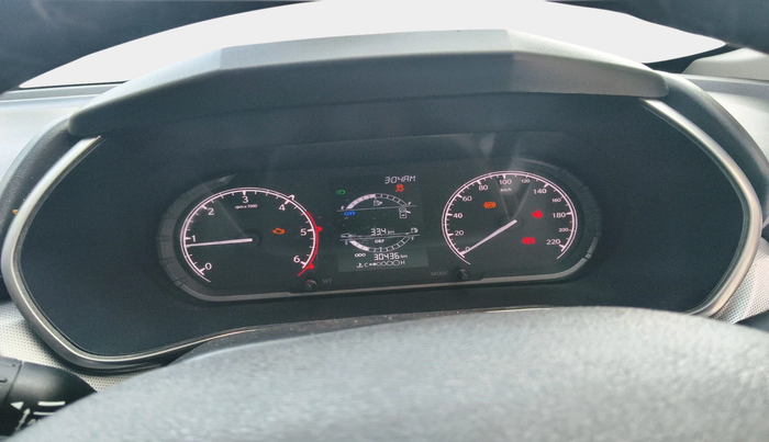 2021 Tata Harrier XT PLUS 2.0L KRYOTEC DARK EDITON, Diesel, Manual, 30,436 km, interior