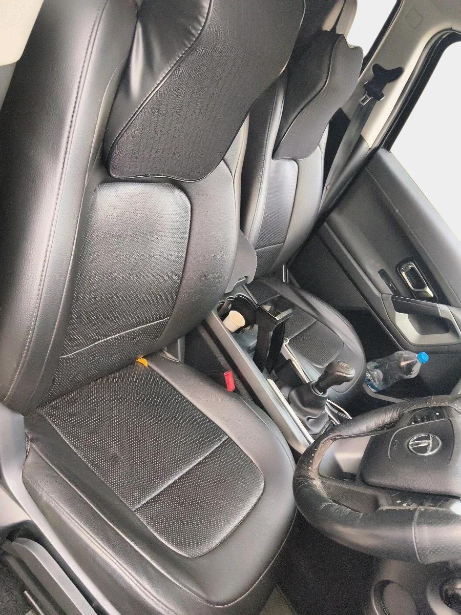 2021 Tata Harrier XT PLUS 2.0L KRYOTEC DARK EDITON, Diesel, Manual, 30,436 km, interior