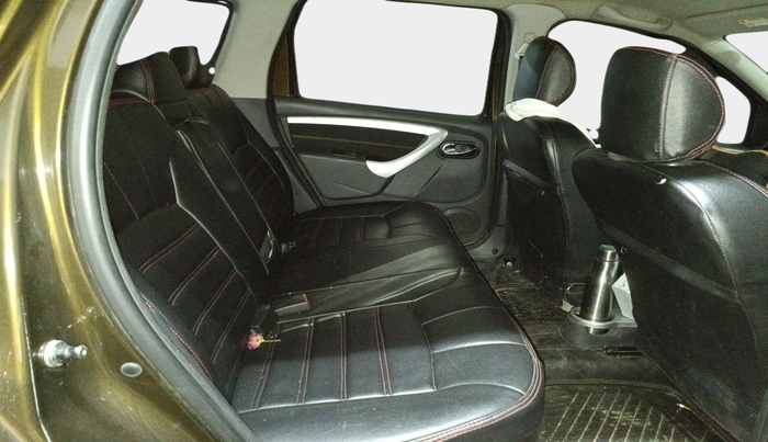 2015 Renault Duster 110 PS RXZ 4X4 MT DIESEL, Diesel, Manual, 1,49,024 km, interior