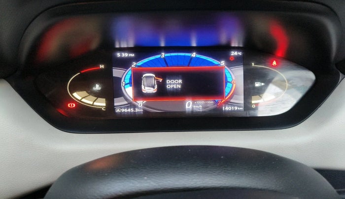 2023 Nissan MAGNITE XV MT, Petrol, Manual, 14,019 km, interior