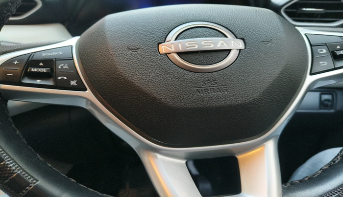 2023 Nissan MAGNITE XV MT, Petrol, Manual, 14,019 km, interior