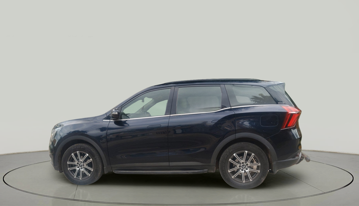 2023 Mahindra XUV700 AX 7 D AT 7 STR, Diesel, Automatic, 65,788 km, exterior