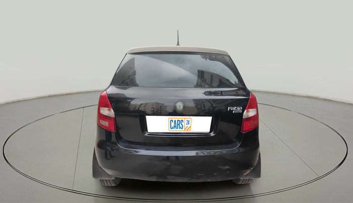 2011 Skoda Fabia ELEGANCE 1.2 MPI, Petrol, Manual, 1,30,564 km, exterior
