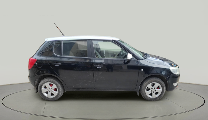 2011 Skoda Fabia ELEGANCE 1.2 MPI, Petrol, Manual, 1,30,564 km, exterior