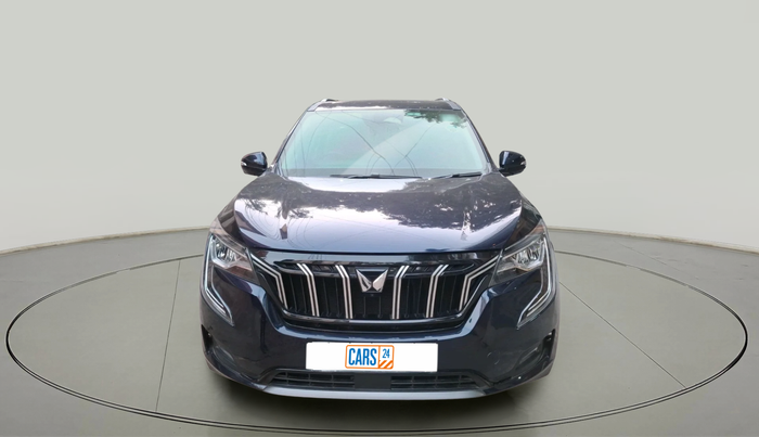 2022 Mahindra XUV700 AX 7 LUXURY D AT 7 STR, Diesel, Automatic, 33,196 km, exterior