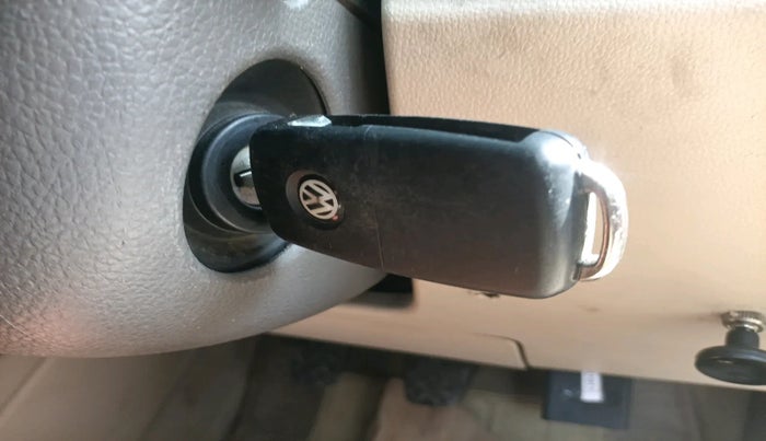 2011 Volkswagen Vento COMFORTLINE DIESEL 1.6, Diesel, Manual, 2,59,213 km, interior