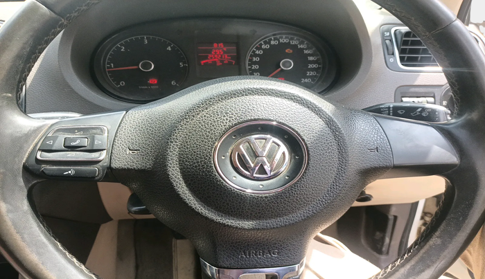 2011 Volkswagen Vento COMFORTLINE DIESEL 1.6, Diesel, Manual, 2,59,213 km, interior