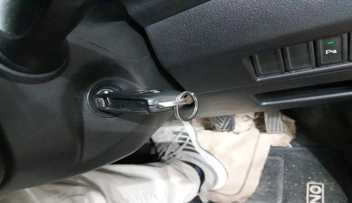 2016 Maruti Baleno DELTA PETROL 1.2, Petrol, Manual, 1,60,688 km, interior