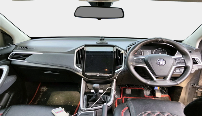 2022 MG HECTOR SHINE 1.5 PETROL TURBO MT, Petrol, Manual, 33,909 km, interior